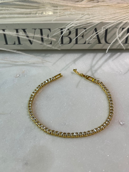 Tennis bracelet