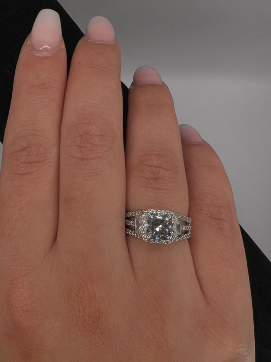 Celine Ring